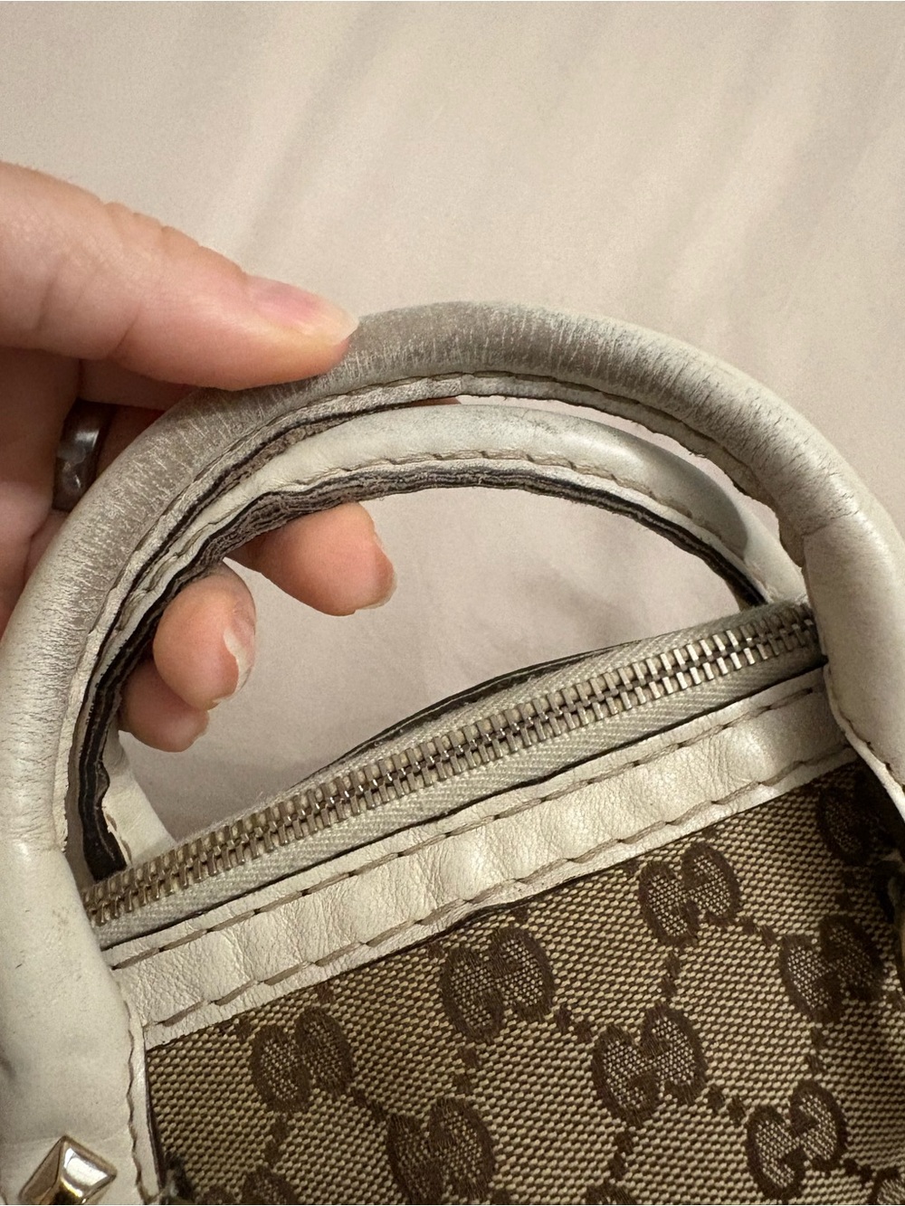Gucci Beige GG Canvas Satchel with White Leather Trim and Gold Hardware - Picture 3 of 6